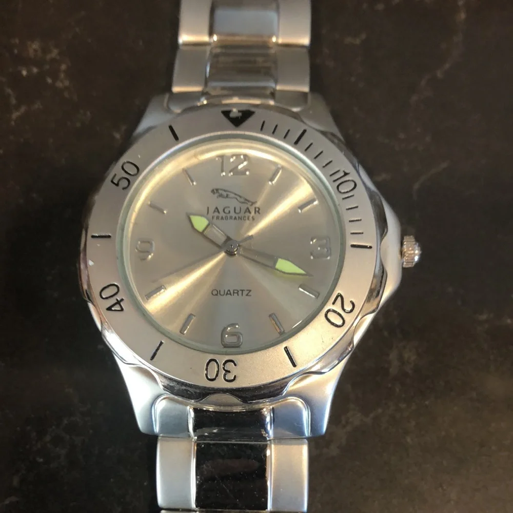 Jaguar Fragrances Co. Quartz Stainless Steel Mens‎ Watch Silver Tone